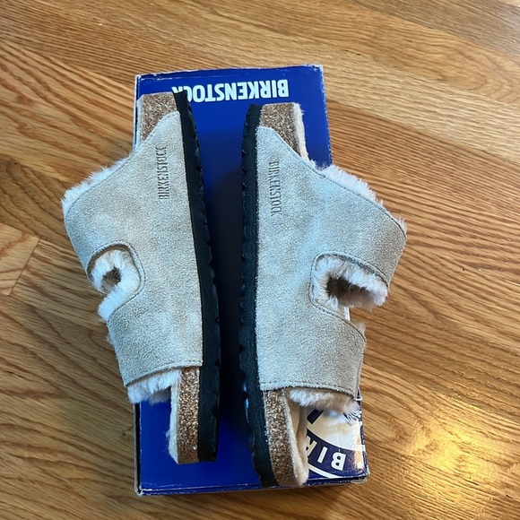 Birkenstock Arizona Shearling Suede Leather Sandal Size 7 New in Box - Picture 8 of 15